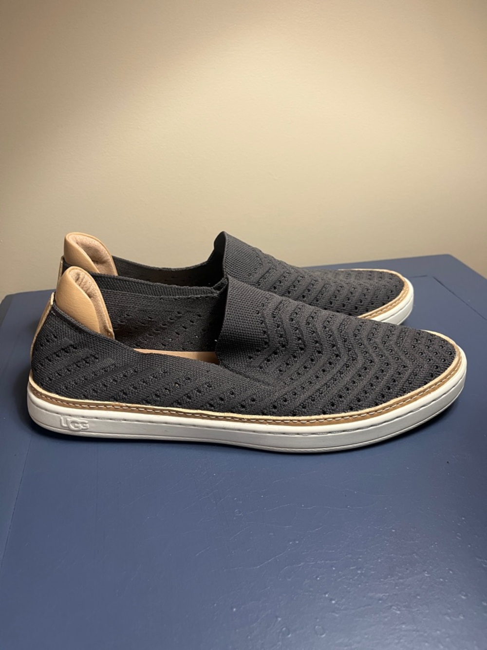 UGG Sammy Chevron Knit SlipOn shoes 7.5 - Picture 5 of 7